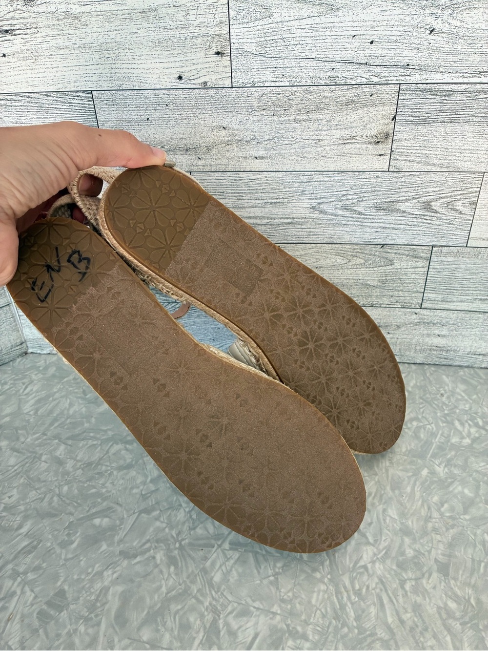kate spade Bonnie Bee Honeybee Espadrilles (7) - Picture 12 of 13